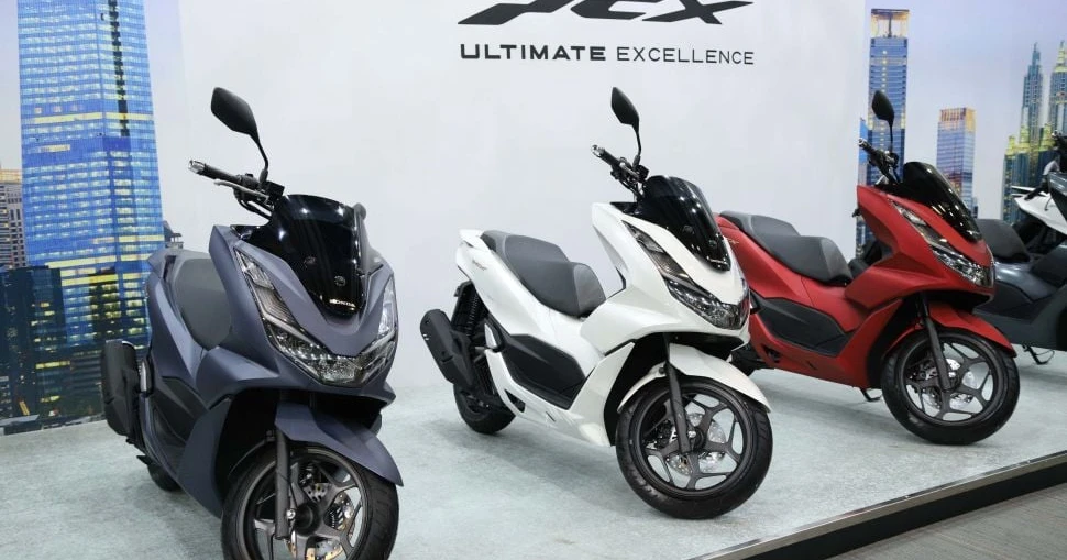 Panduan Membeli Honda PCX 160: Perbedaan Tipe CBS dan ABS